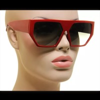 Kiss My Kardash Shades - Thumbnail 3