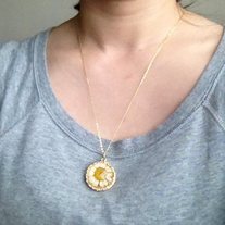 Pressed Dried Flower Gold Plated Round Lace Necklace