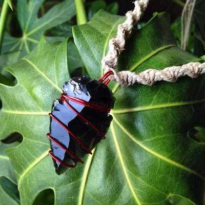Obsidian arrowhead hemp necklace