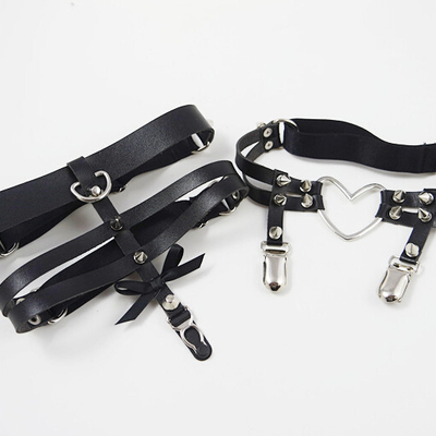 Harajuku rivet leg loop heart hollow garter 