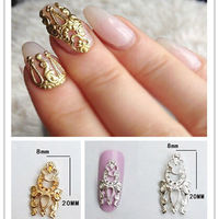 Gold Royalty Charm - Thumbnail 1