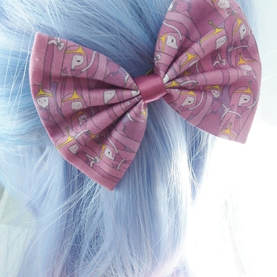 Princess bubblegum fabric hair bow -- pink handmade hair clip - Thumbnail 1