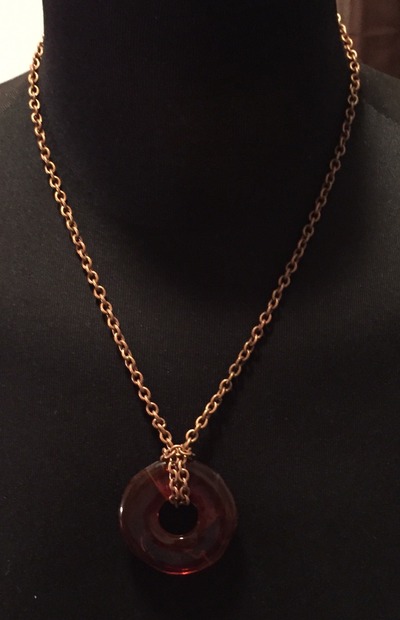 Chain Necklace with Center Circel 