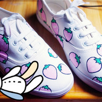 Harajuku cute strawberry painted shoes - Thumbnail 3