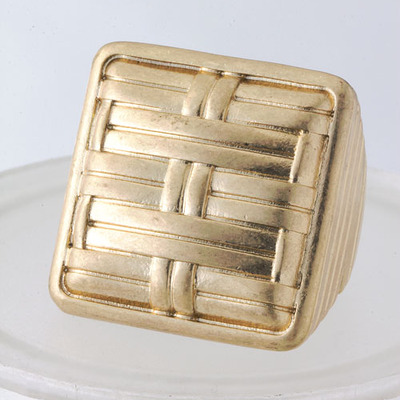 Lady weave pattern ring