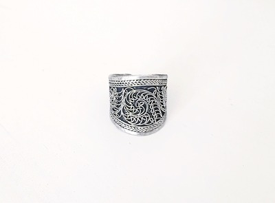 Twisty Tibetan Cuff