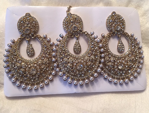 Jazba Tikka and Earring Set - Gold