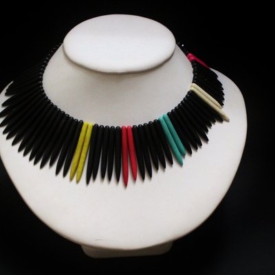 Color block spike necklace 