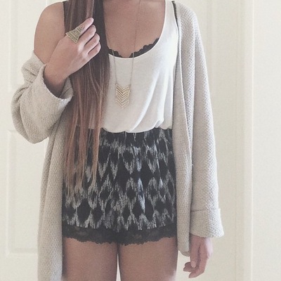 Silver vintage pyramid ring