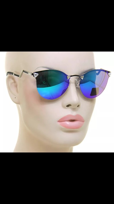 Diamond In The Rough Sunnies