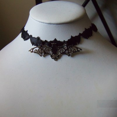 Fancy bat charm bat ribbon choker
