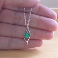 925 Emerald (Lab Created) Pendant & 18" Sterling Silver Chain/Green Emerald Necklace/Emerald Jewelry/Emerald Jewellery/May Birthstone/925 - Thumbnail 3