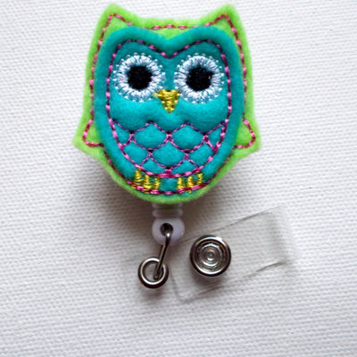 Blue and green owl - retractable id felt badge holder - name badge holder - cute badge reel