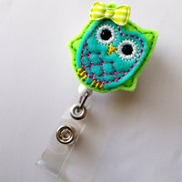 Blue and Green Owl with Bow - Retractable ID Felt Badge Holder - Name Badge Holder - Cute Badge Reel - Thumbnail 1