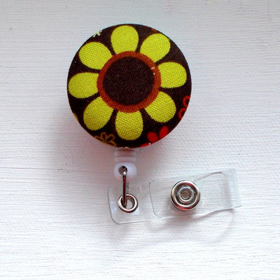 Brown and green daisy flower - name badge holder - cute badge reels - flower badge clip - rn badge - unique retractable id badge holder