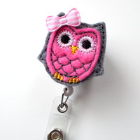 Pink and Gray Owl with bow - Cute Badge Holder - Nurses Badge Holder - Felt Badge - Nursing Badge Holder - Cute Badge Reel - RN Badge Reel - Thumbnail 1