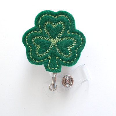 Green clover shamrock  - st patricks day badge  - name badge holder - cute badge reel - nursing badge - felt badge reel - holiday badge reel