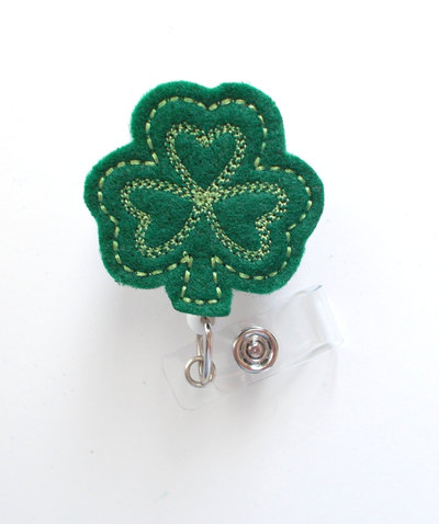 Green clover shamrock  - st patricks day badge  - name badge holder - cute badge reel - nursing badge - felt badge reel - holiday badge reel