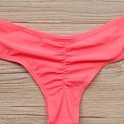 Coral cheeky scrunch bottom