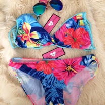 Paradise Ready Reversible Bikini Set - Thumbnail 1