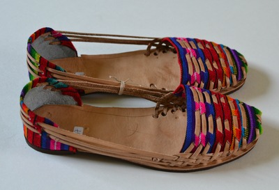 Size 37 US 6.5 Women's Caites