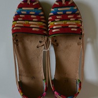 Size 38 US 7.5 Women's Caites - Thumbnail 1