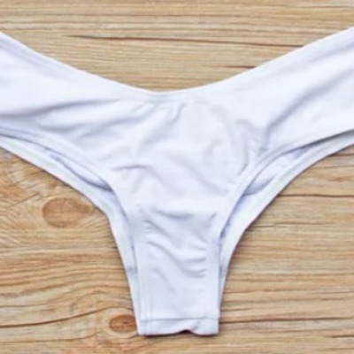 White cheeky scrunch bottom