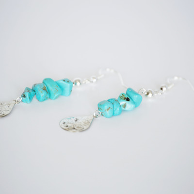 Turquoise chip dangle earrings  - Thumbnail 1