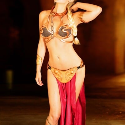 Slave leia 2