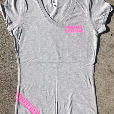 Gray t-shirt w/ pink