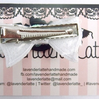 White Sequin Mini Hair Bow with Marie Cat Center Hair Clip - Thumbnail 4