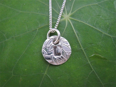 1 initial necklace (sm)