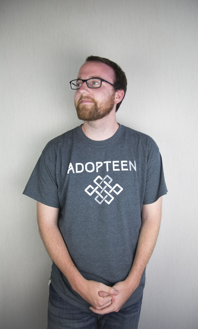 Adopteen Basic Logo T-Shirt