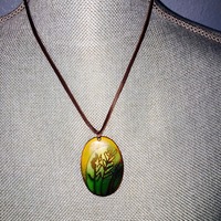 Unique flower pendant with long and short chain - Thumbnail 3