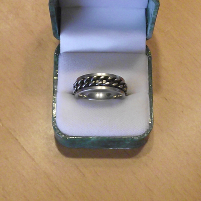 Spinner ring - free ship usa