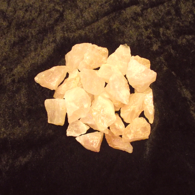 Rough rose quartz