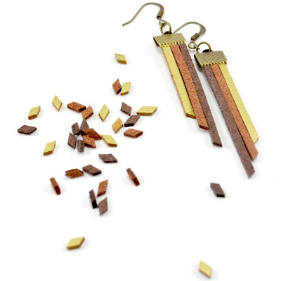 Fringe earrings in brown and gold - vegan suede