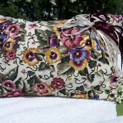 Lullaby dream sleep pillow in "wine and pansys - Thumbnail 2