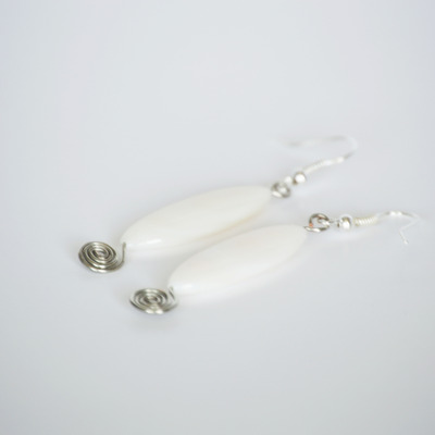 Shell and wire swirl earrings - Thumbnail 1