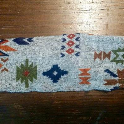 Reversible geometric/grey headband