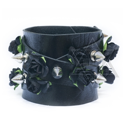 Thorny rose bangle