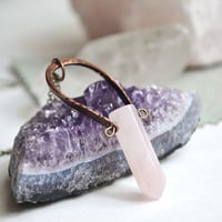 Rose Quartz Necklace, Rose Quartz Amulet, Copper Necklace, Pink Necklace, Love Stone, Spells, Pink Jewelry - Thumbnail 1