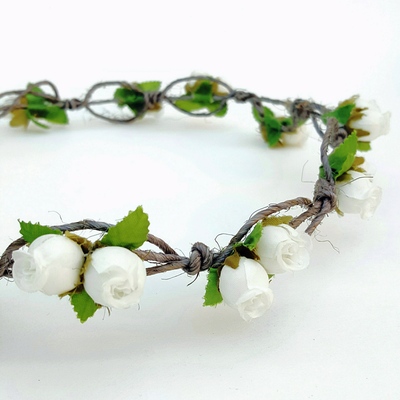 White floral crown ♥