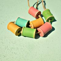 Set of 7 Distressed Wooden Spools in Pastel Colors - Thumbnail 3