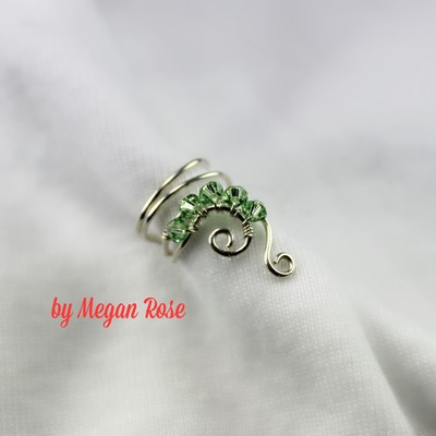 Ear cuff with peridot green swarovski crystal - half swirl