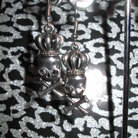Royal Heart-Eyed Skull and Crossbone Earrings  - Thumbnail 2