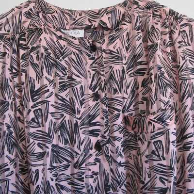 Pink and floral  - Thumbnail 2