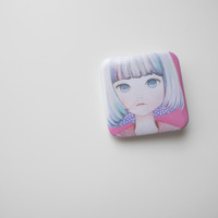 April Square Badge - Thumbnail 2