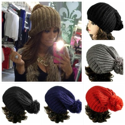 Oversized Pom Pom Hat-TDE