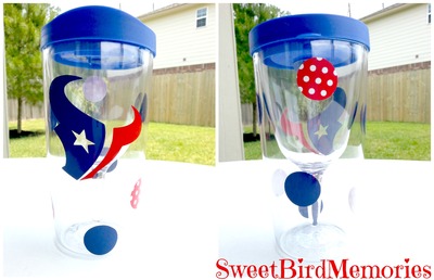 Texan's blue polka-dot theme vino2go cup